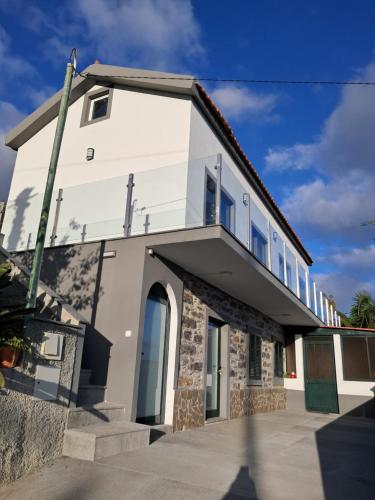2 bedrooms, 4 beds