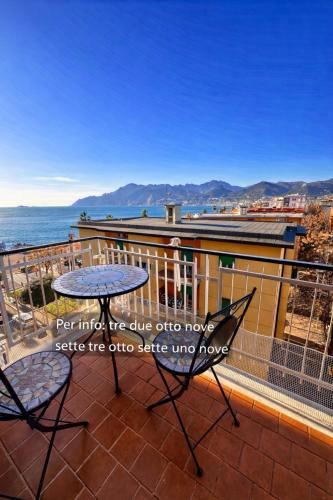 Sul Mare Apartment - Seafront with Sea View
