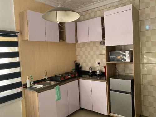 Flamingo 1 spacious solar powered 2 bedroom home with a stocked ready kitchen in ยอส