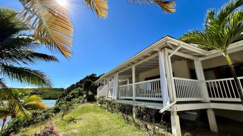 ANTIGUA RESIDENCE - 1102 - Beach Cottage in Freetown