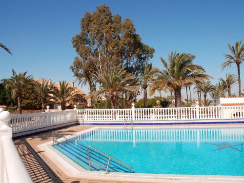 Úszómedence, Holiday Home Almendros 7 by Interhome in Los Urrutias