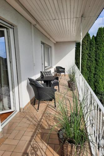 Apartment Idyll mit Loggia und Garten by Interhome in Homberg (Efze)
