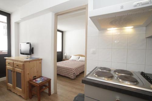 Two-Bedroom Apartment (8 Adults)