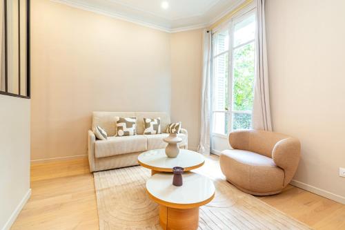 Tastefully decorated air-conditioned apartment - Paris 17