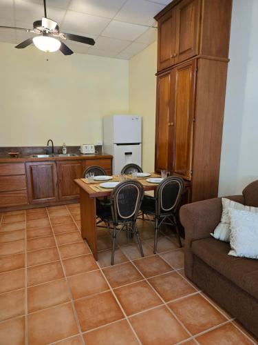 virtuve, Serenity Sands in Corozal