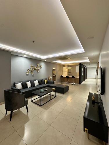 Goldcrest Apartment Lahore - image 14
