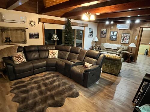 Twain Harte Cozy cabin downtown in Tvenharta (CA)