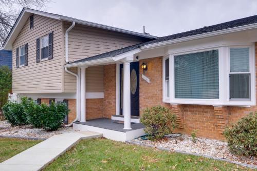 Great for Gatherings! Modern Lanham Duplex in Lanham (MD)