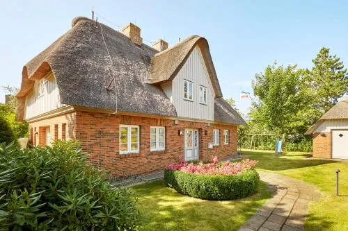 Haus Josias B - links in Nieblum, Deutschland