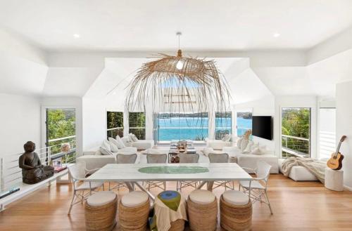 Bundeena Sands Barefoot Private Beach Oasis in Bundeena