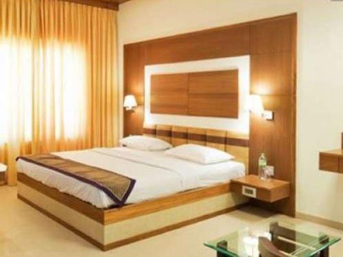 Ponnis Grand Inn – Chennai, IL