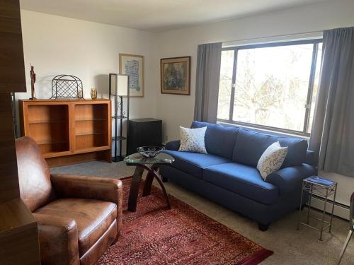Lakewood Apartment No 9 in Lakewood (OH)