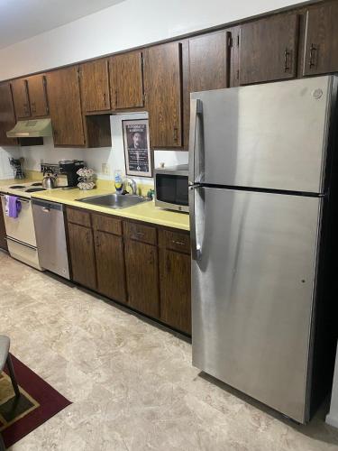 Lakewood Apartment No 9 in Lakewood (OH)