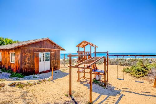 SBH Taro Beach Hotel - image 11