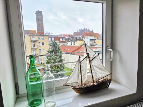 Über den Dächern Wismars - ABC616 in Wismar, Deutschland