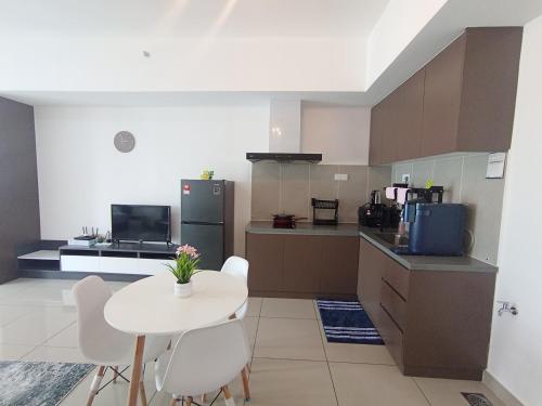 Alinea Suites Shah Alam by Goldenrose in Shah Alam