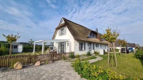 Reethaus "Strandmuschel" in Zierow, Deutschland