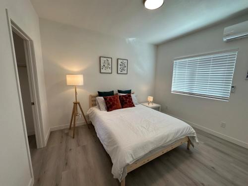 Brand New Muji Style 3B3B Retreat with Courtyard in ไดมอนด์ บาร์