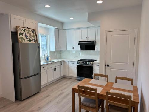 Brand New Muji Style 3B3B Retreat with Courtyard in ไดมอนด์ บาร์