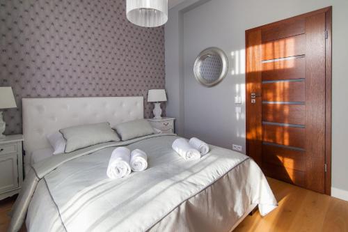 3 bedrooms, 4 beds