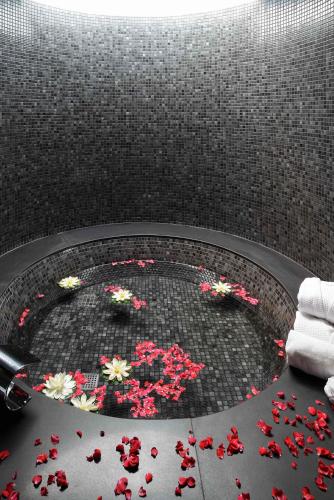 Asia Gardens Hotel & Thai Spa a Royal Hideaway Hotel - image 3