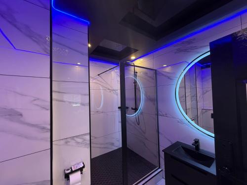 Exclusive Ultra-Luxury A Cut Above Apartments Century City by Vvip Bookings - image 12