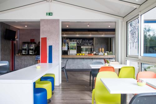 ล็อบบี้, ibis budget Issoire in อิสซัวร์