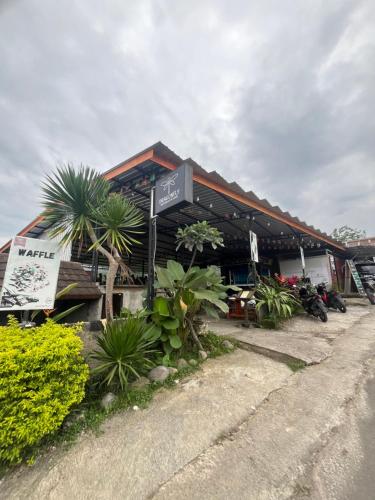 Exterior view, jungle senaru cottage in Senaru