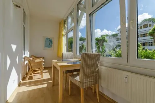 Villa Meeresgruss FeWo 2 in Ostseebad Sellin, Deutschland