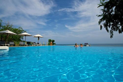 プール, Tunamaya Beach & Spa Resort Tioman Island in ティオマン島