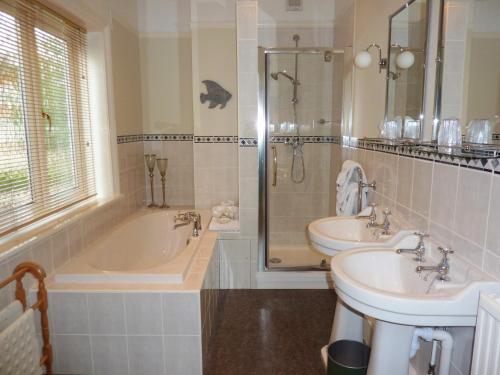 The Manse B&B - image 6