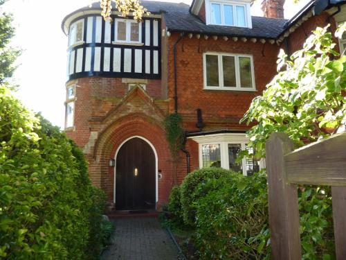 The Manse B&B - Accommodation - Eastbourne