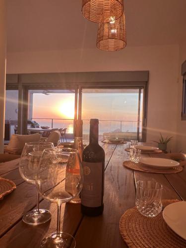 편의 시설/서비스, Galim Penthouse - Kosher - 5BR in 비냐미나