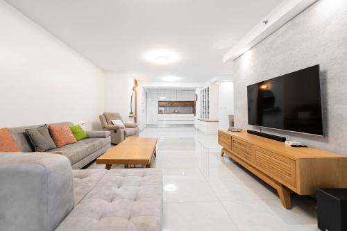 Instalações, Spacious Family Luxury Getaway by Torohome in Ashdod
