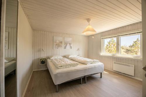 Wellness & Activity House 300 m from the North Sea in Hvide Sande