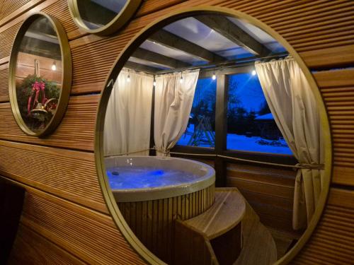 Apartament U Moniki, nad rzeka, jacuzzi w ogrodzie - Szaflary