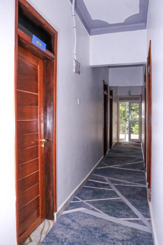 Tampilan eksterior, Mpaata Empire Royal Suites in Hoima