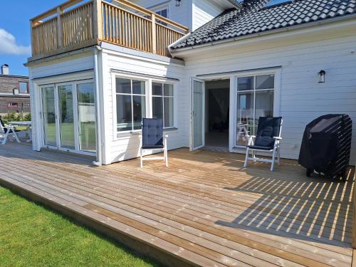 Hamptons Style Hus med havsutsikt i Olofsbo in Murarelyckan