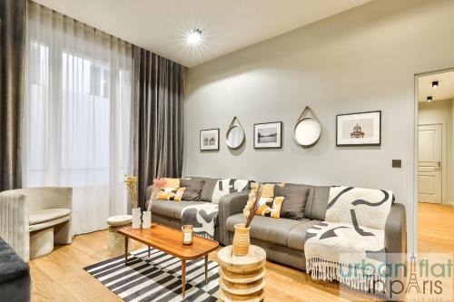 UrbanFlat 140 - Beautiful Duplex apartment in Saint-Germain des Pres