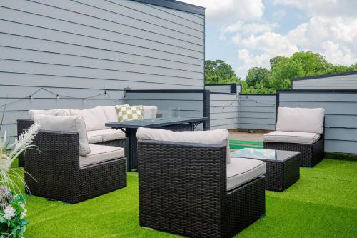 Luxury Urban Escape with Rooftop in downtown Atlanta in Mechanicsville