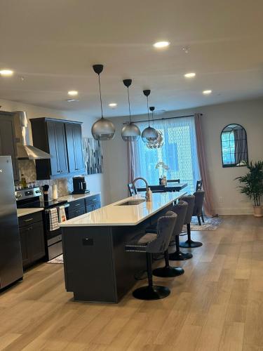 Luxury Urban Escape with Rooftop in downtown Atlanta in Mechanicsville