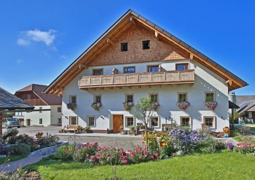 Bachbauer am Attersee in Weyregg, Österreich