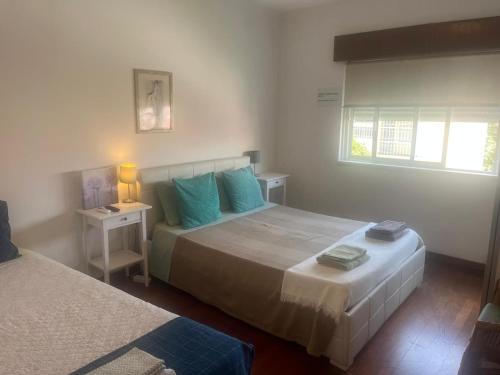Chambre double, salle de bain partagée