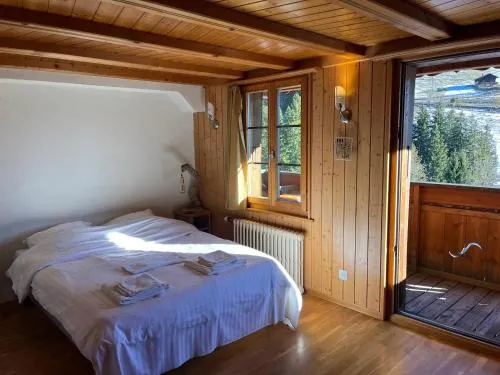 L'Auberge de la Combal in La Comballaz, Schweiz