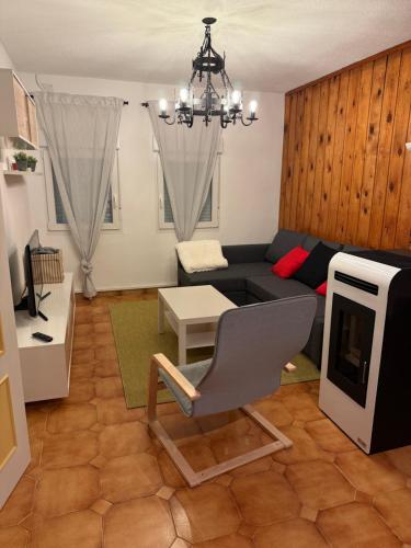 3 bedrooms, 5 beds