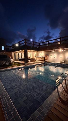 Serrambi Exclusive Beach House with Pool & 4Suites – khách sạn tại Ipojuca