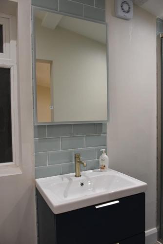 Saoirse New Cosy 1 Bedroom En suite Apartment in Kinsale