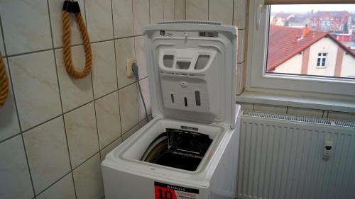浴室, Wohnung nahe Bahnhof und dem Goitzschesee in 比特費爾德沃爾芬