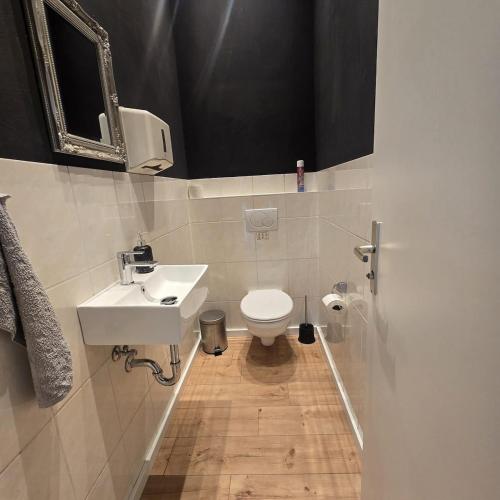 Room 4 - shared house in Linz am Rhein, Deutschland