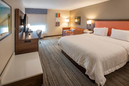 Hampton Inn Pensacola-Airport (Cordova Mall Area) in Northeast Pensacola